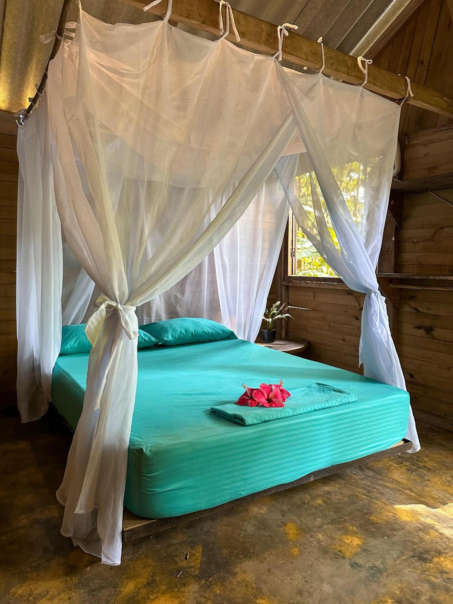 La Aldea Hostel, Camping Y Hamacas Palomino Exterior photo