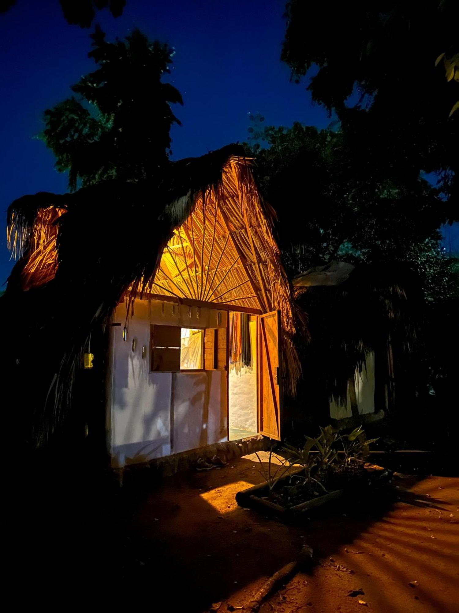 La Aldea Hostel, Camping Y Hamacas Palomino Exterior photo
