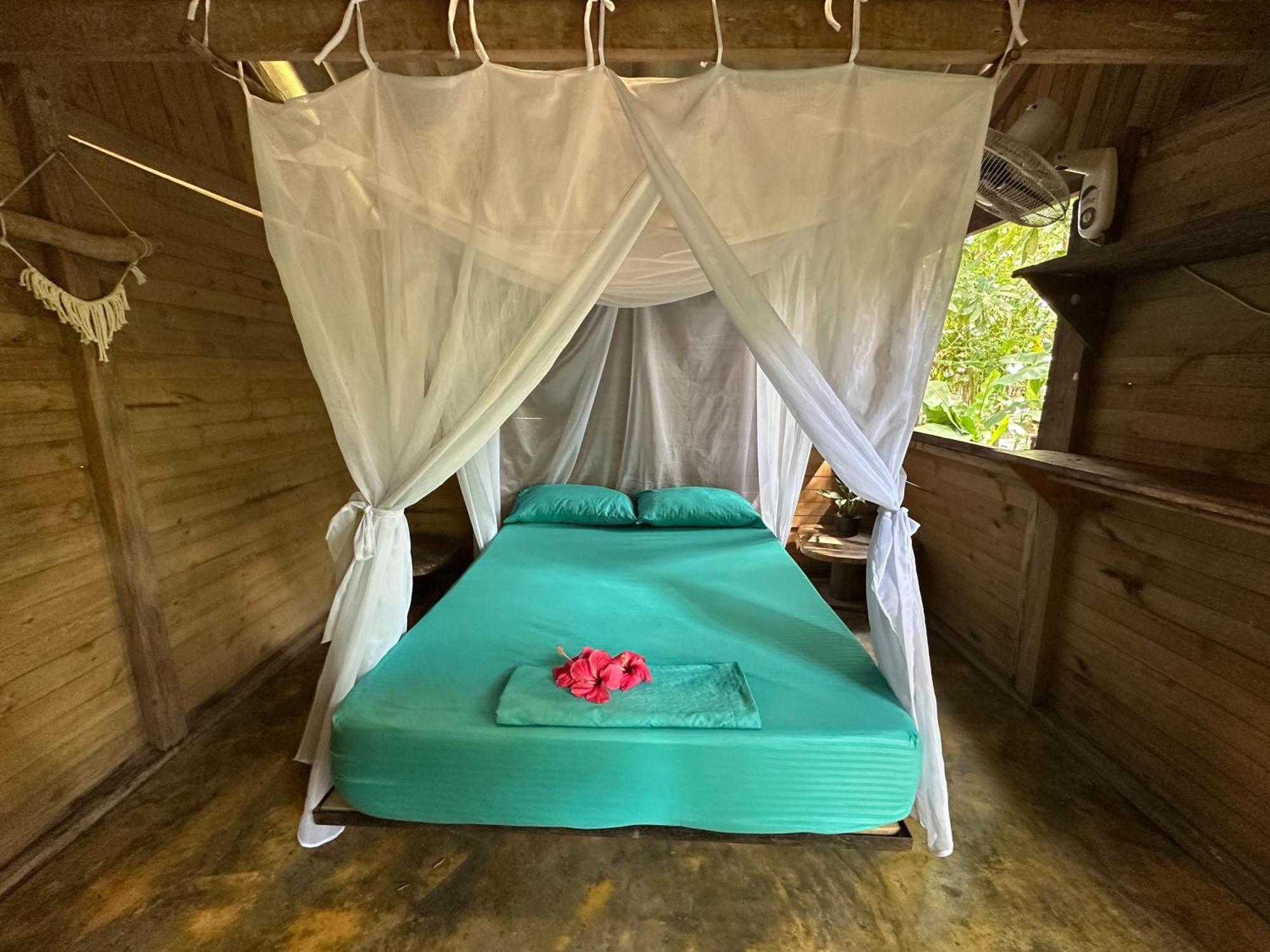 La Aldea Hostel, Camping Y Hamacas Palomino Exterior photo