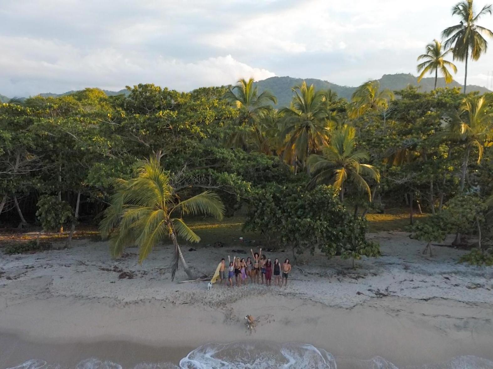La Aldea Hostel, Camping Y Hamacas Palomino Exterior photo